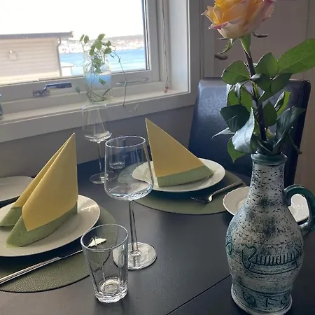 Polar Cozy - With View And Free Parking Tromso