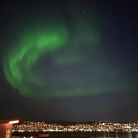 Polar Cozy - With View And Free Parking Tromsø