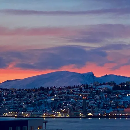 Apartamento Polar Cozy - With View And Free Parking